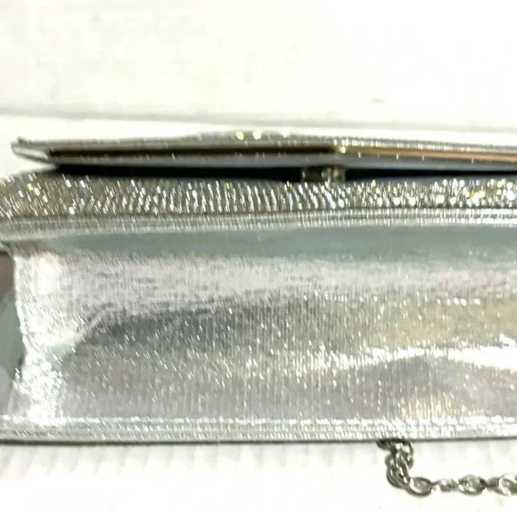 Jewel Badgley Mischka silver acrylic and polyester crystal satchel handbag - Picture 2 of 7